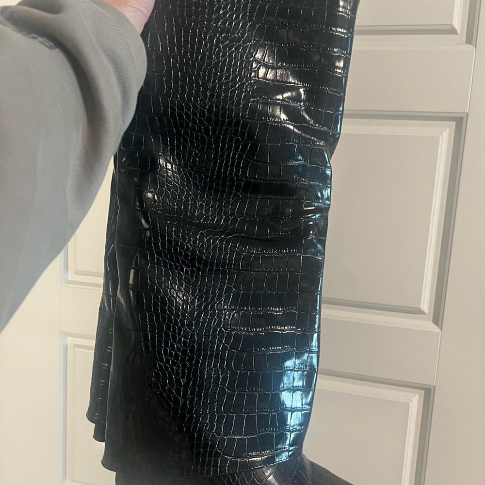 Black Croc-Embossed Pointed Toe Boots
